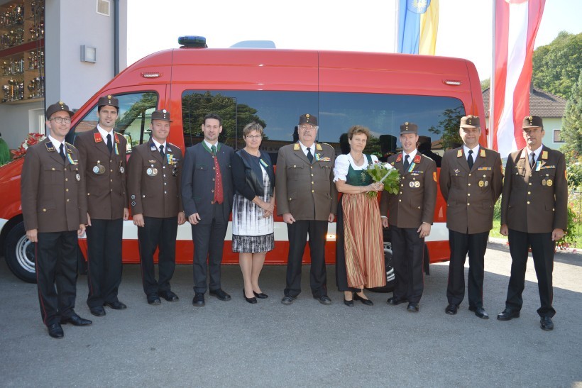 JB Fr. Schmidrathner und FF-Kommando